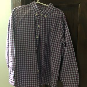 Vineyard Vines collared shirt